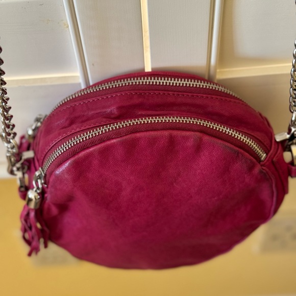 Pour La Victoria round crossbody bag - Picture 9 of 9